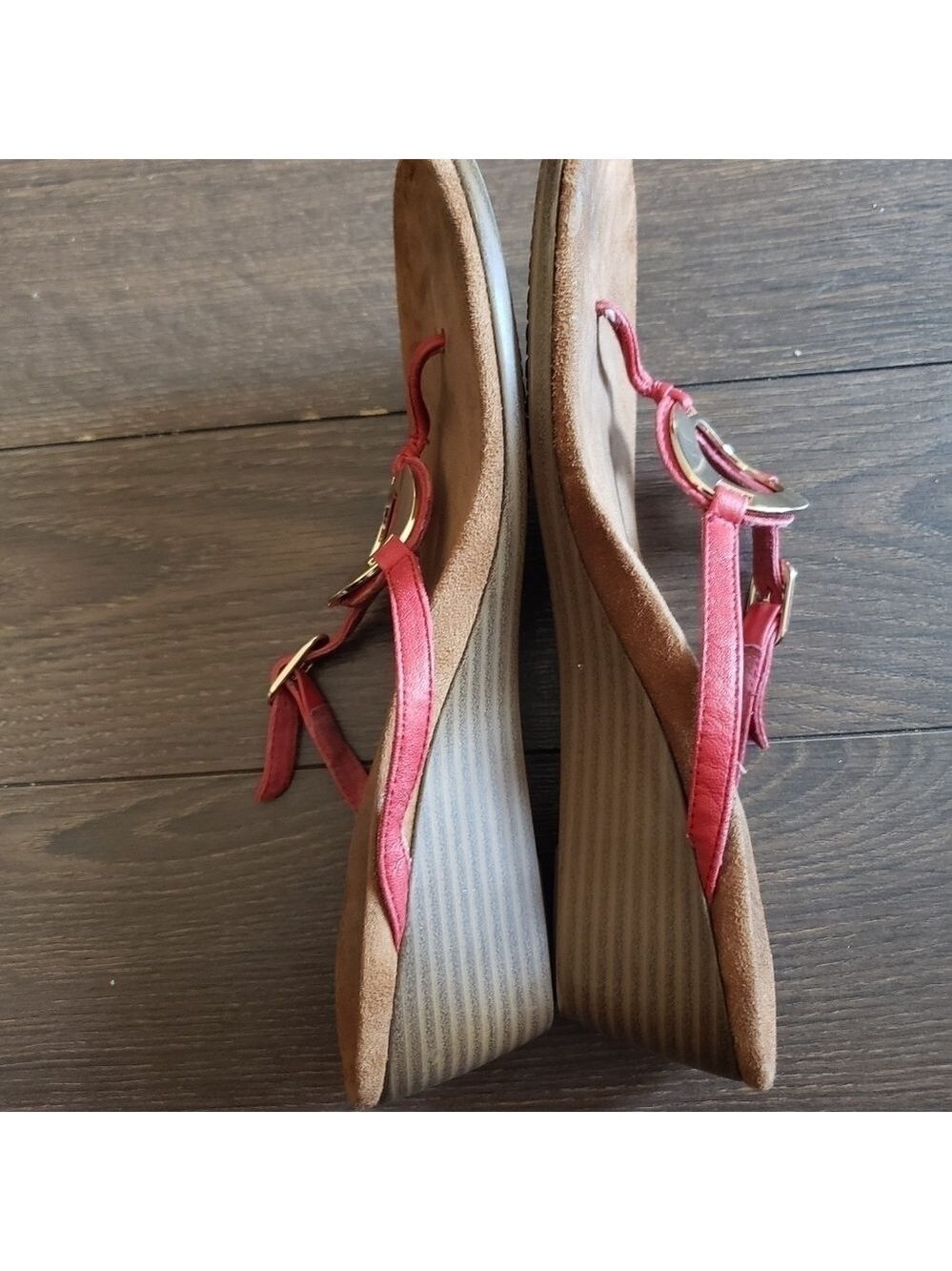 Vionic Wedge Sandals - Picture 5 of 11